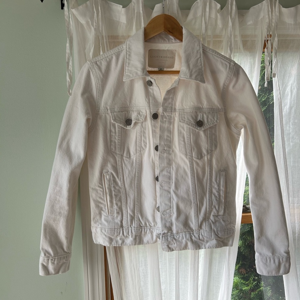 Lucky Brand